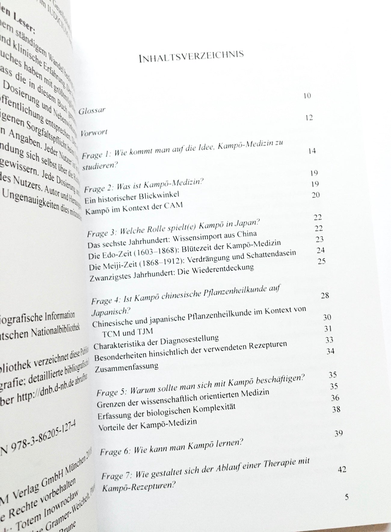 Kampō: Einführung in die japanische Pflanzenheilkunde in 25 Fragen und Antworten
