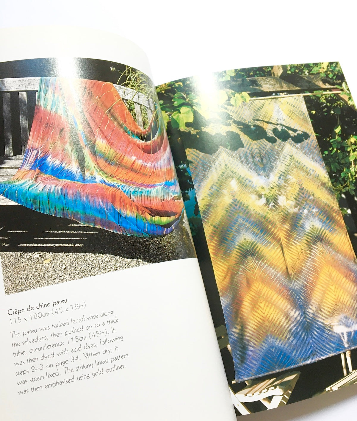 Shibori: The Art of Fabric Tying, Folding, Pleating and Dyeing: The Art of Fabric Folding, Pleating and Dyeing